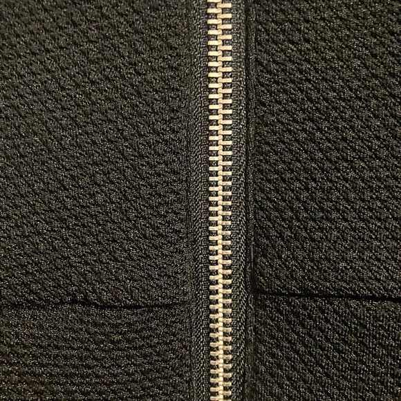 Christopher and Banks black lightweight knit jacket with zipper. Large. - Picture 5 of 5